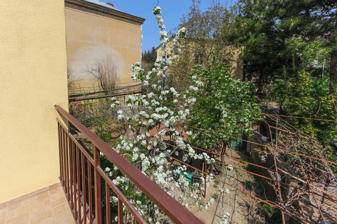Apartment Gardens 44 Tbilisi Eksteriør billede